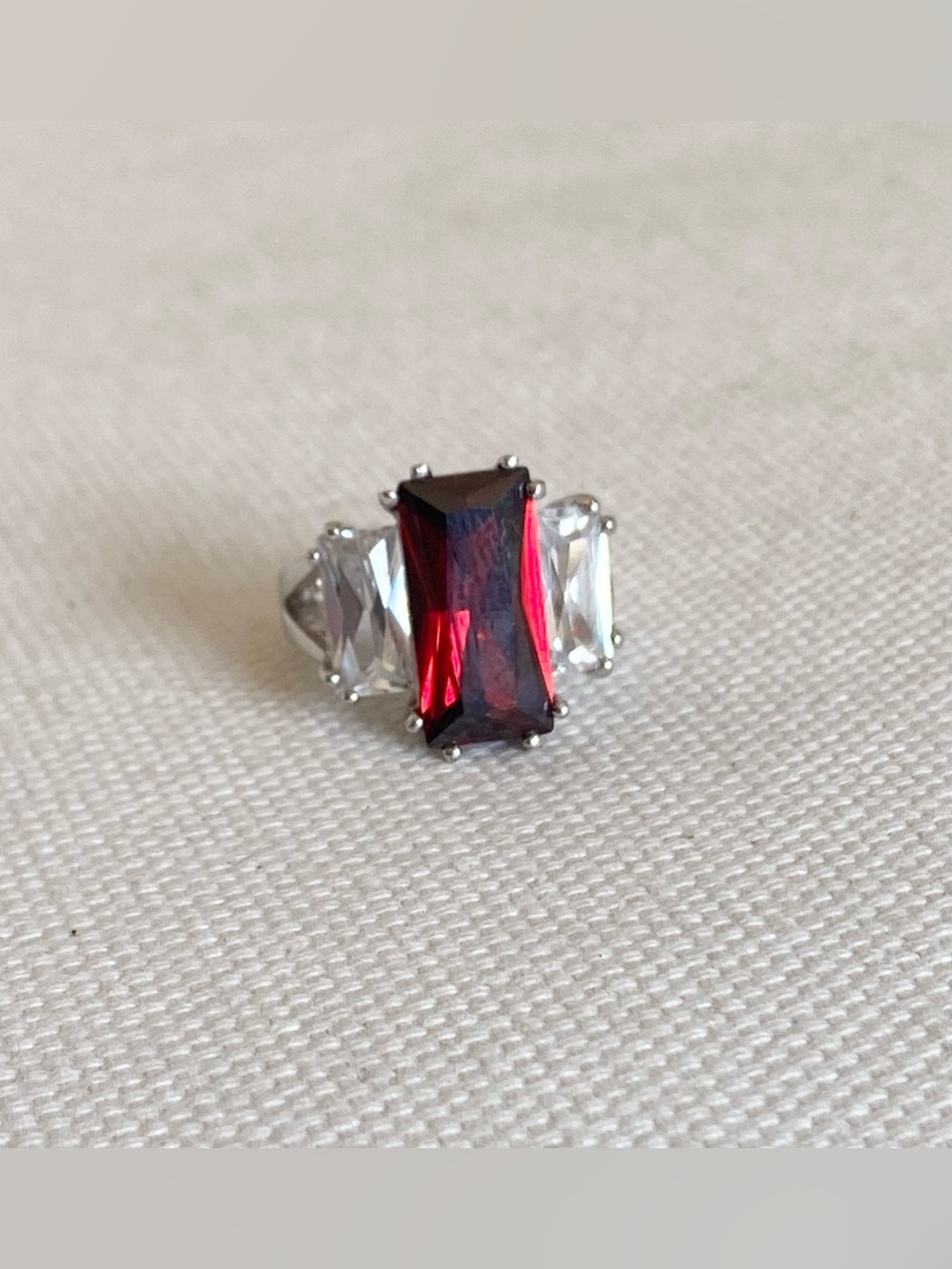 VTG EDCO Emerald Cut Ruby Red & Clear Three Stone Bold Cocktail Ring Silver Tone